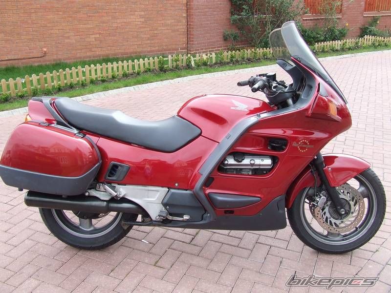 Мотоцикл honda st 1100 1991 обзор