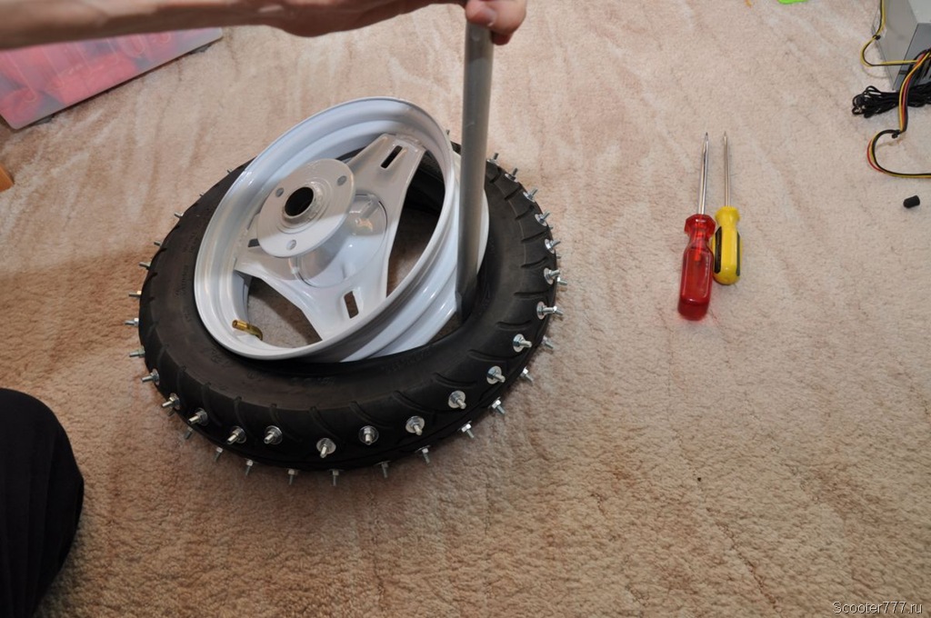 Как своими руками заклеить автомобильную или велосипедную камеру