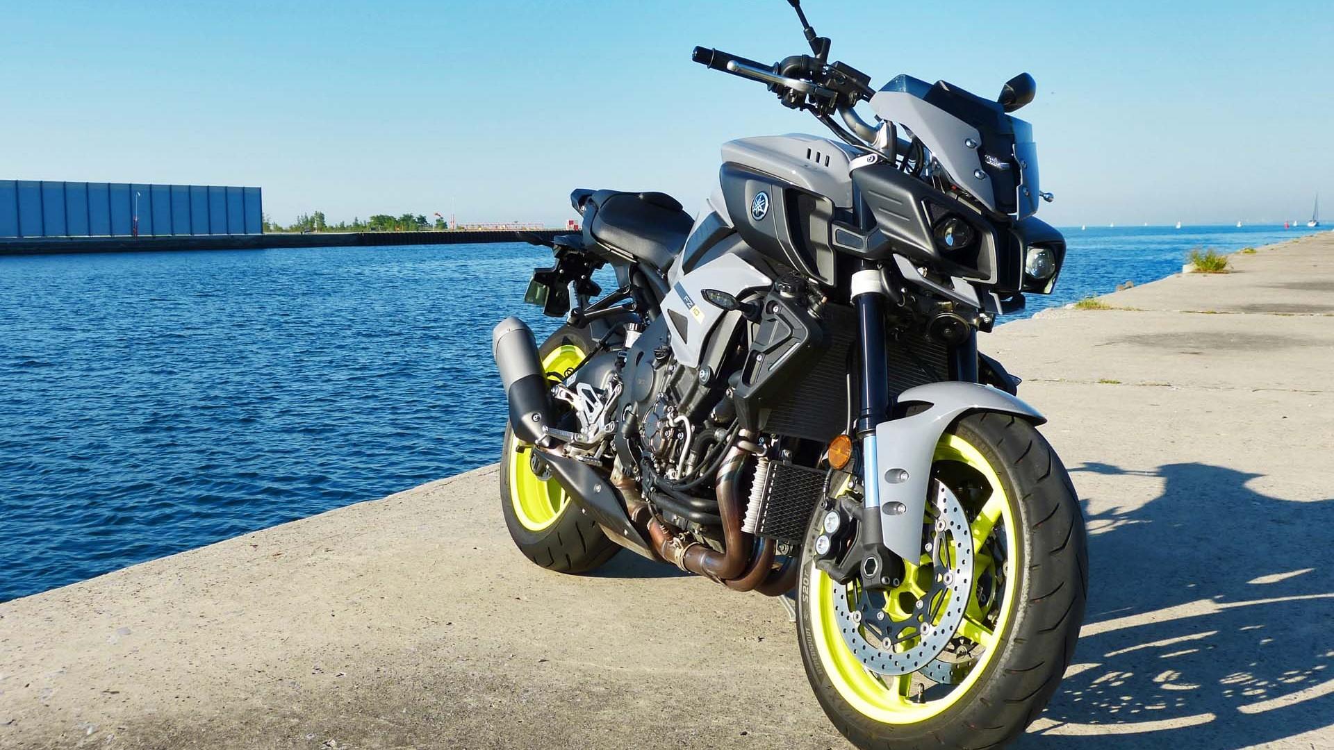 Тест-драйв мотоцикла Yamaha FZ8N