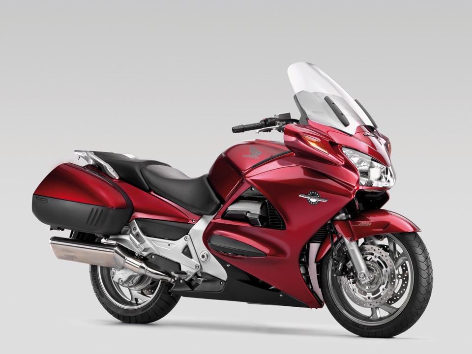 Мотоциклы с объемом двигателя 1600 см³