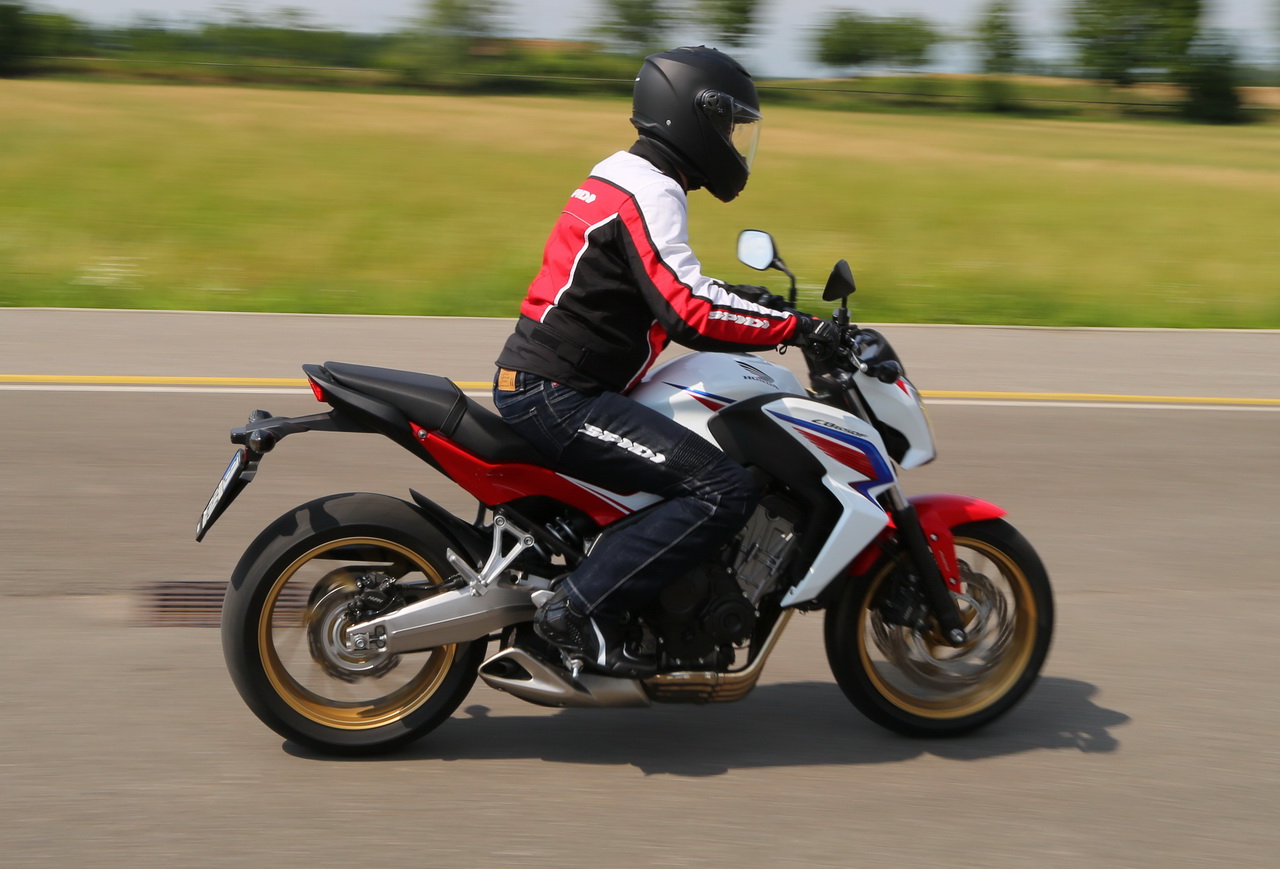 Тест-драйв мотоцикла Honda CBR600F