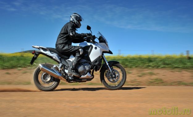 Тест-драйв мотоцикла Honda VFR800X