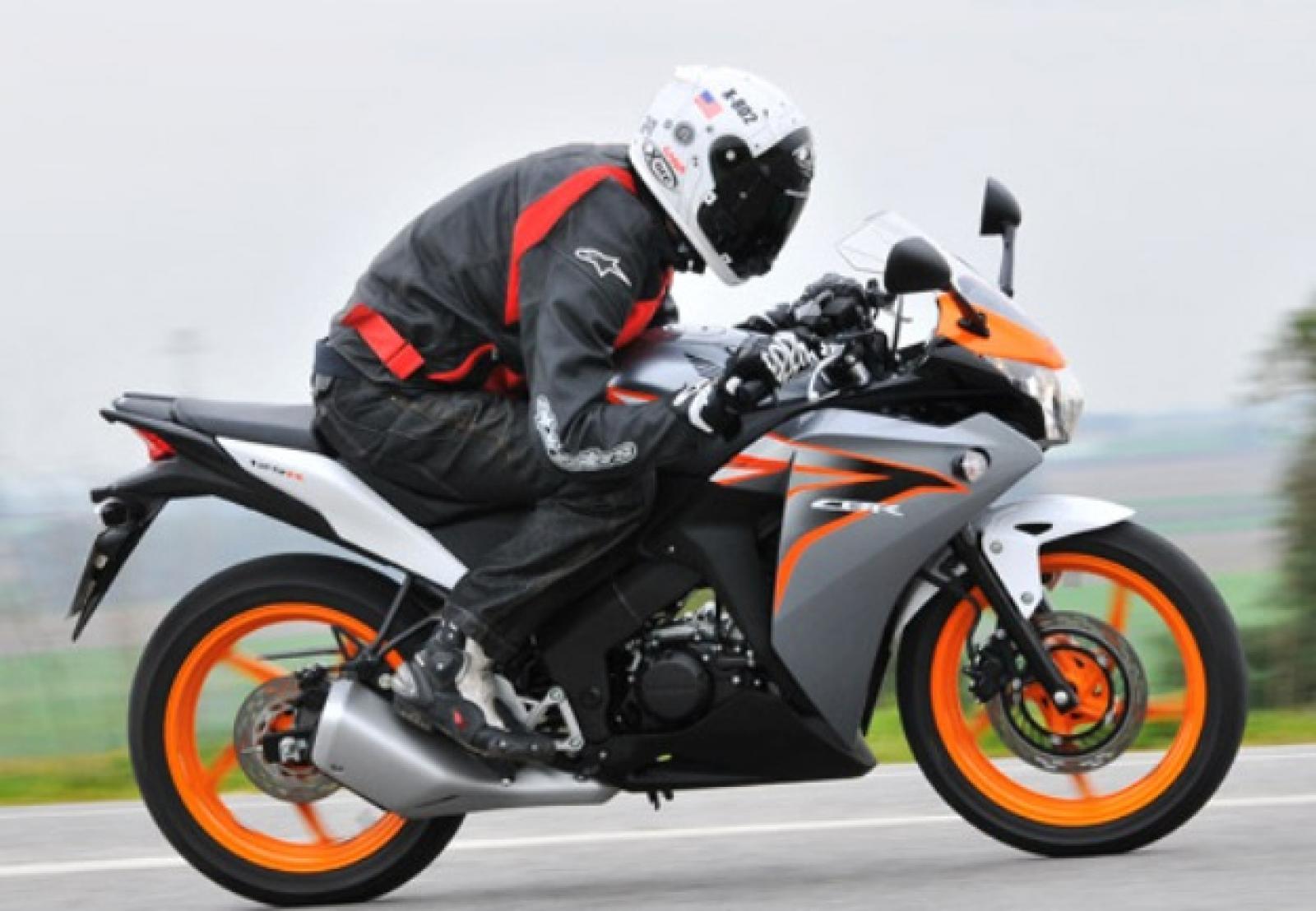 Тест-драйв мотоцикла YZF-125