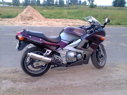 Кавасаки zzr 600 - один из лучших спортивно-туристических мотоциклов