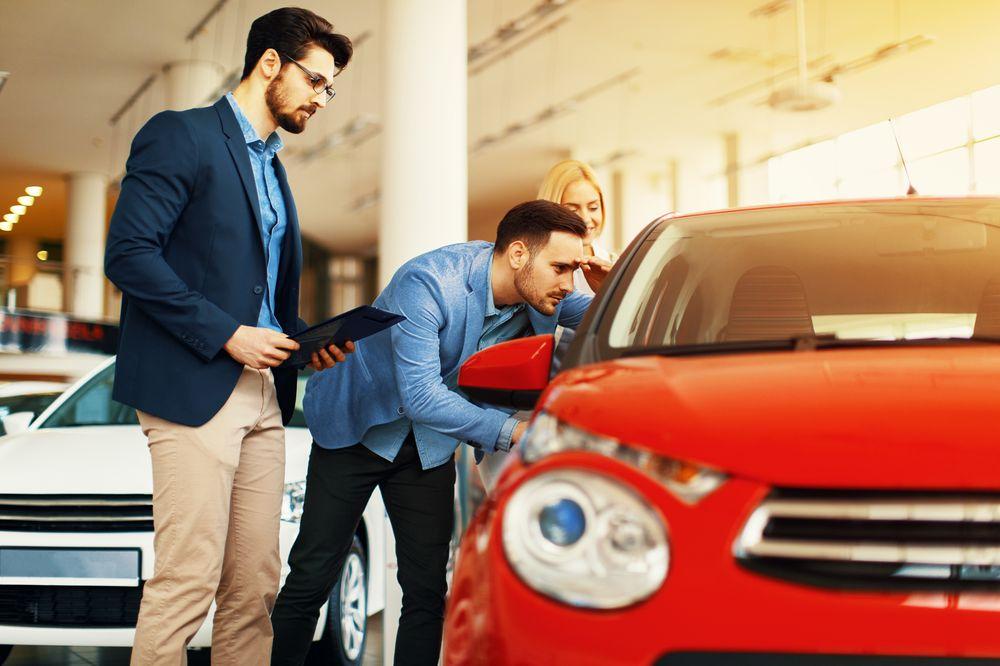 Сколько берет автосалон за продажу автомобиля?
