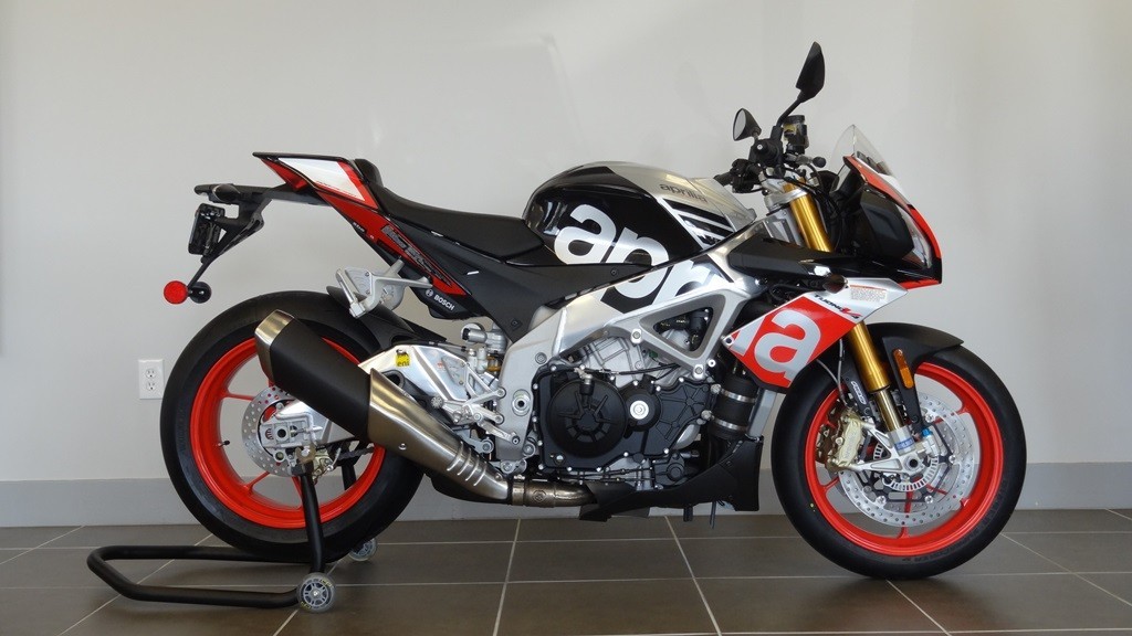 Yamaha fz-10 2020 года против aprilia tuono v4 1100 rr