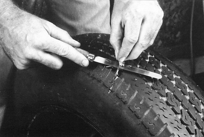 Ремонт бескамерной шины своими руками: видео