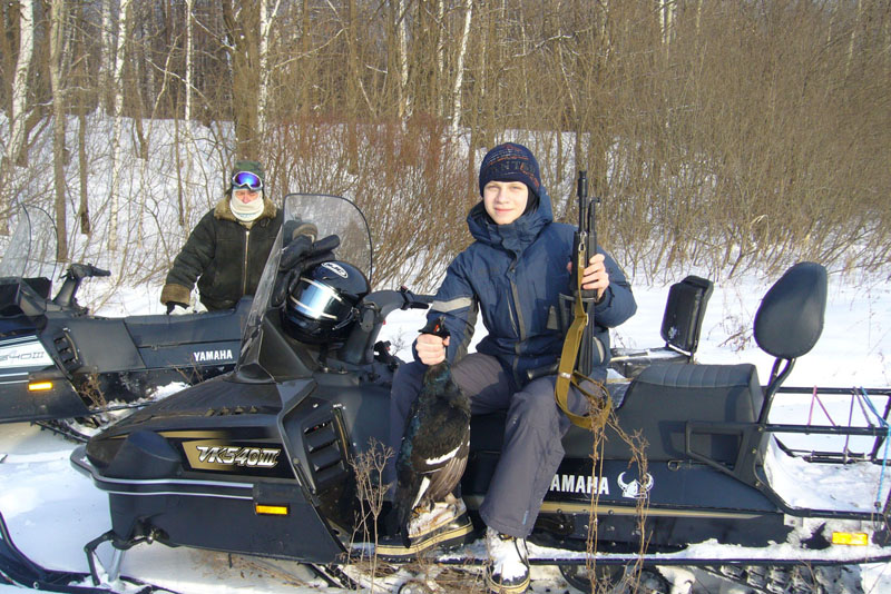 Какой снегоход выбрать для охоты и рыбалки: топ-3 популярных моделей