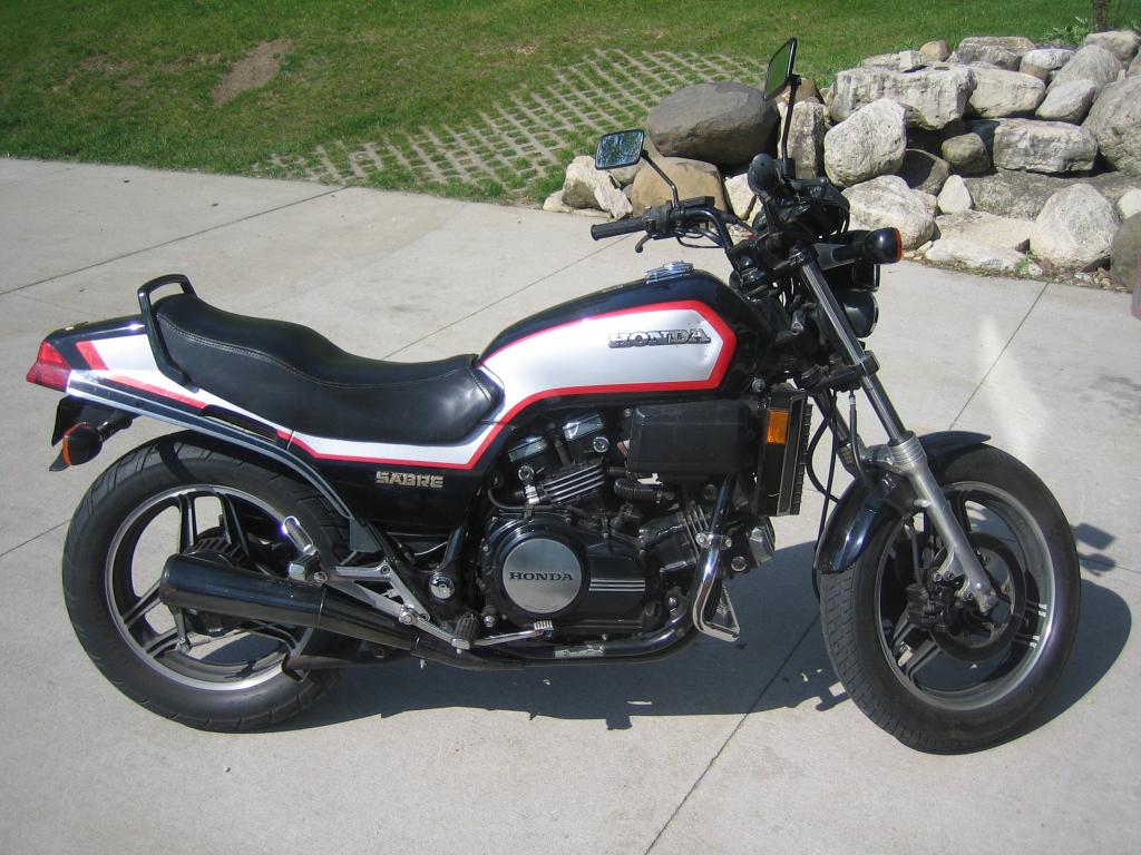 Обзор мотоцикла honda vf750s sabre (v45)