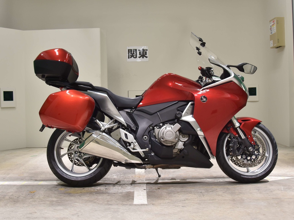 Мотоциклы с объемом двигателя 1200 см³