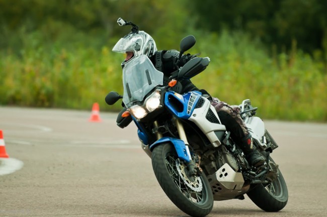 Тест-драйв мотоцикла Yamaha XT1200Z Super Tenere