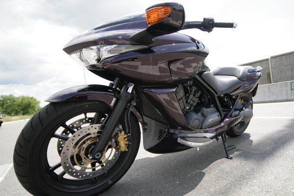 Информация по мотоциклу honda dn-01