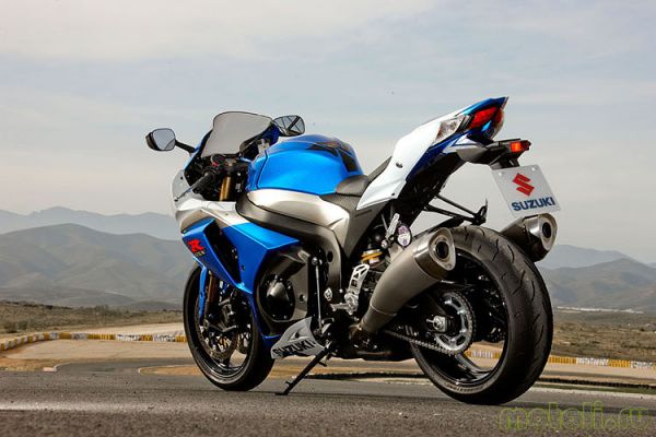 Тест-драйв мотоцикла Suzuki GSX-R1000 K9
