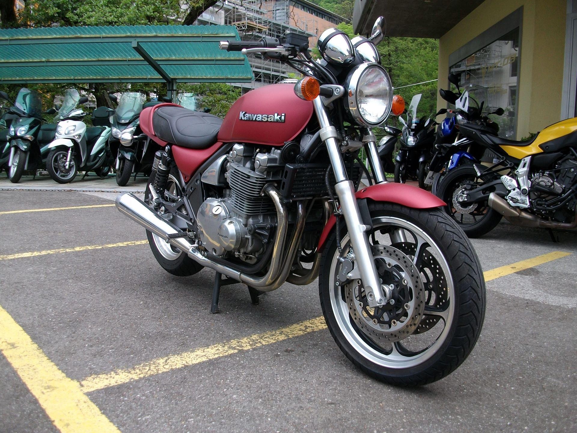 Kawasaki Zephyr 1100 (ZR 1100)