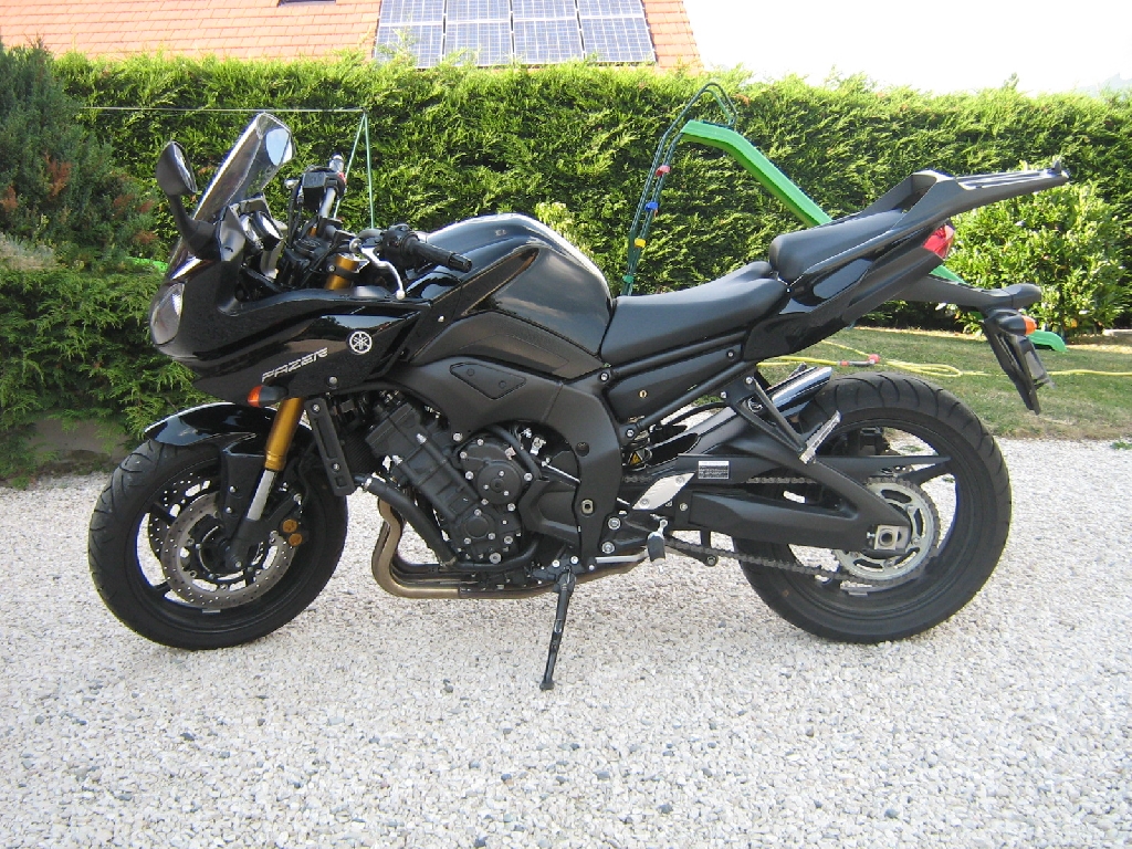 Обзор мотоцикла Yamaha FZ8-N Fazer