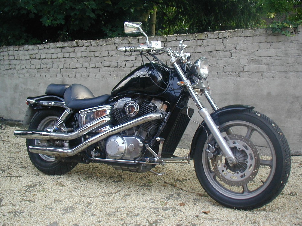 Мотоцикл honda vt 1100 shadow sabre - отличный внешний вид и комфортная езда