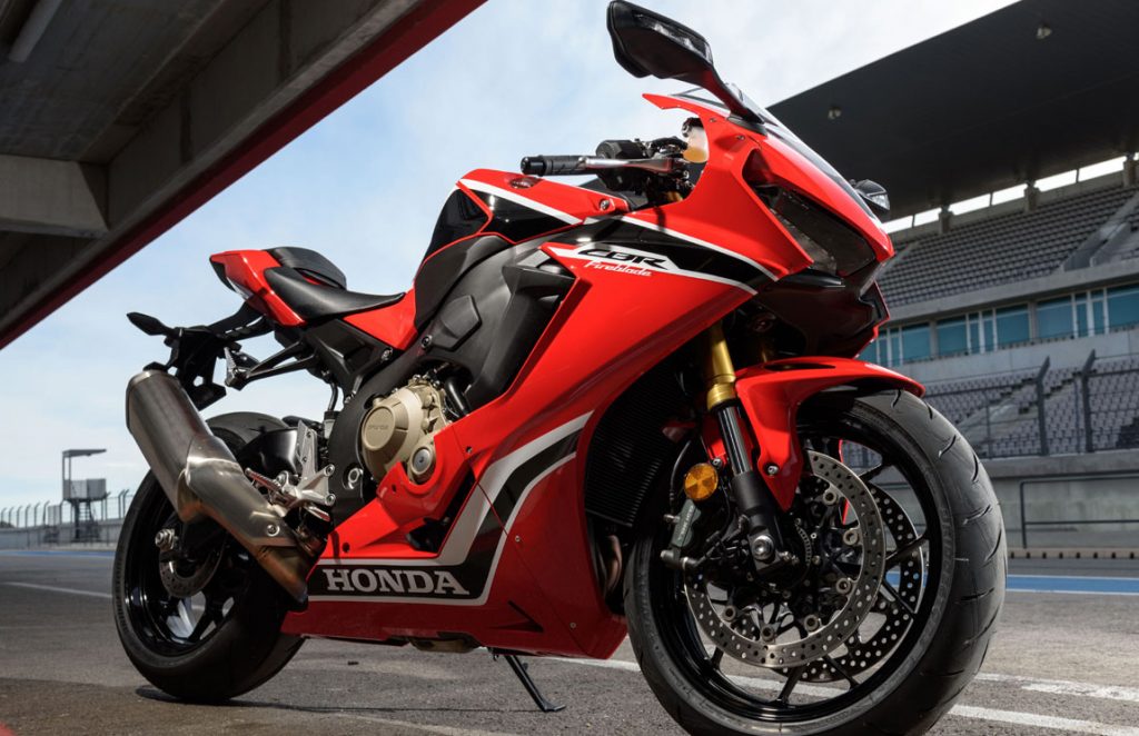 Honda 1000rr стрит