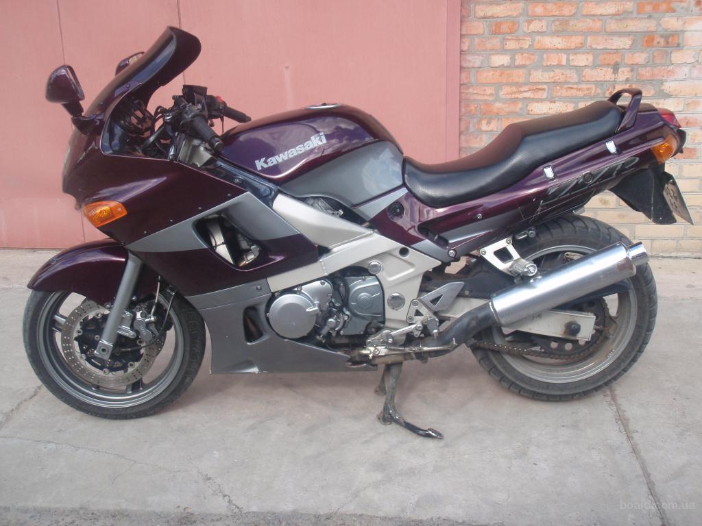 Мотоцикл kawasaki gpx 600
