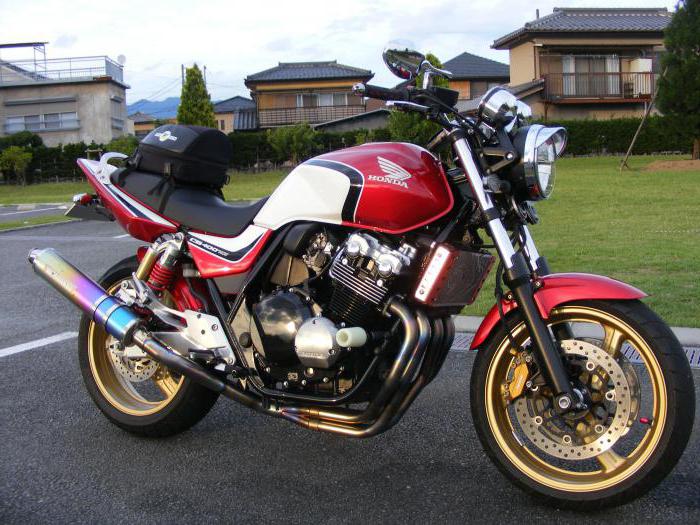 Продаю мотоцикл honda cb400sf vtec 2000 года выпуска.
