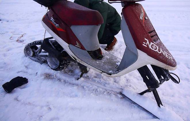 Делаем снегоход из мопеда. делаем снегоход из скутера своими руками как сделать из бусин скутер