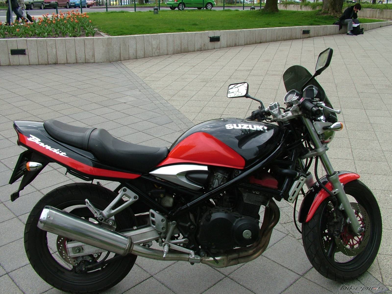 Сузуки бандит GSF 400