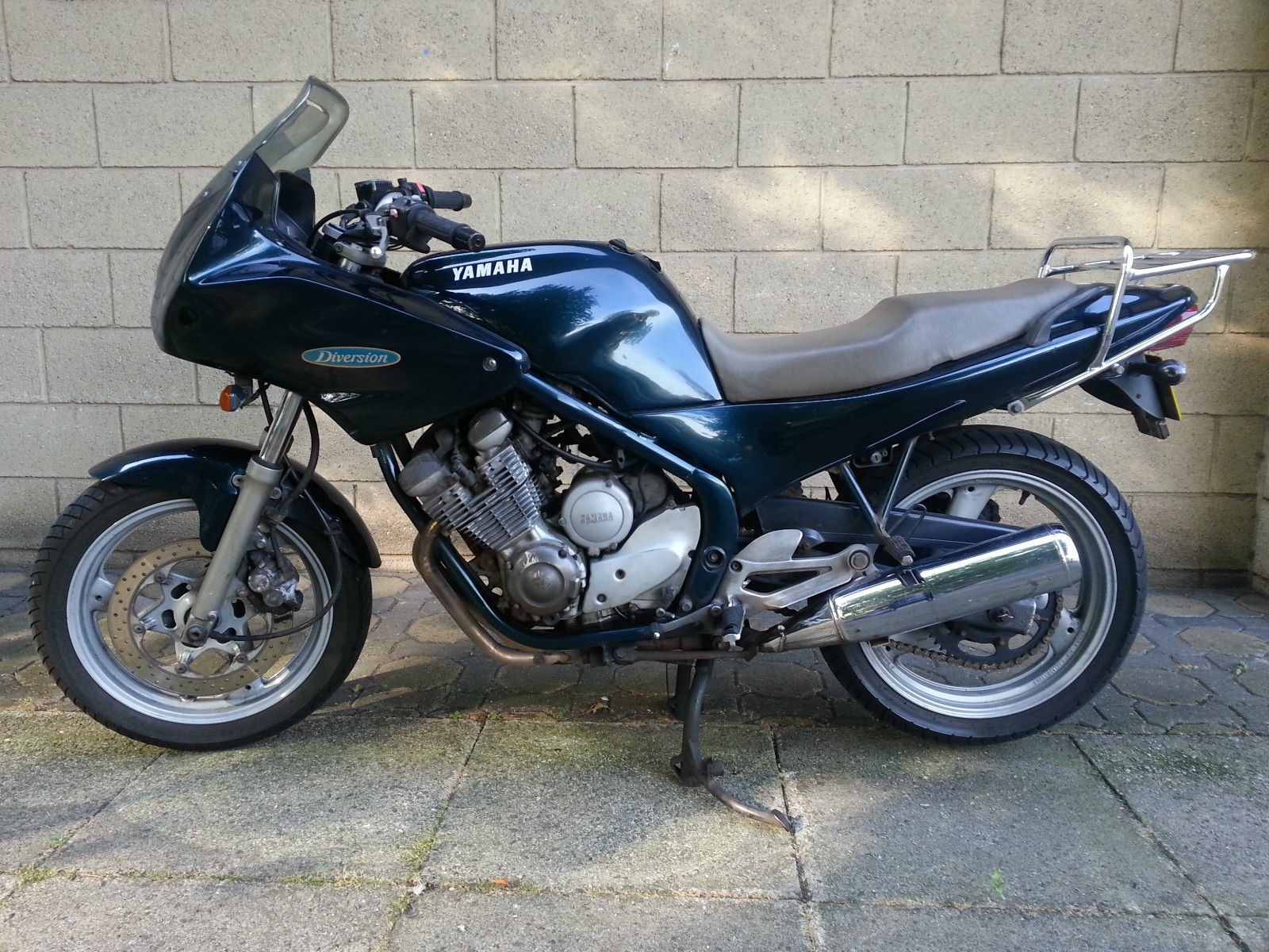 Стильный средне кубаторный мотоцикл — Yamaha Diversion 600