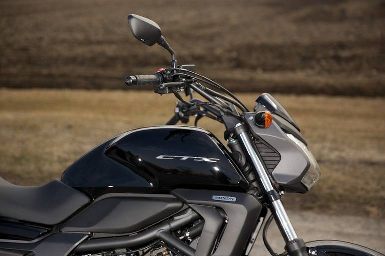 Обзор мотоцикла honda ctx700 / ctx700n