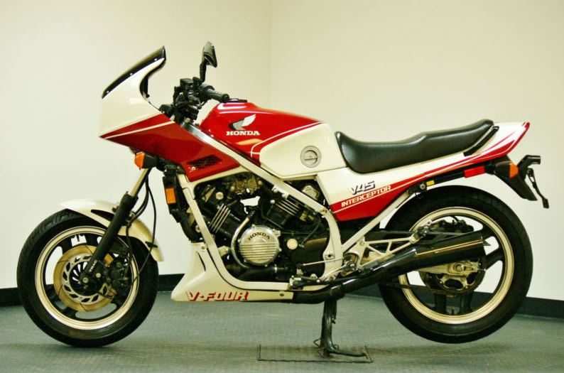 Обзор мотоцикла honda vf750f (v45 interceptor) — bikeswiki - энциклопедия японских мотоциклов