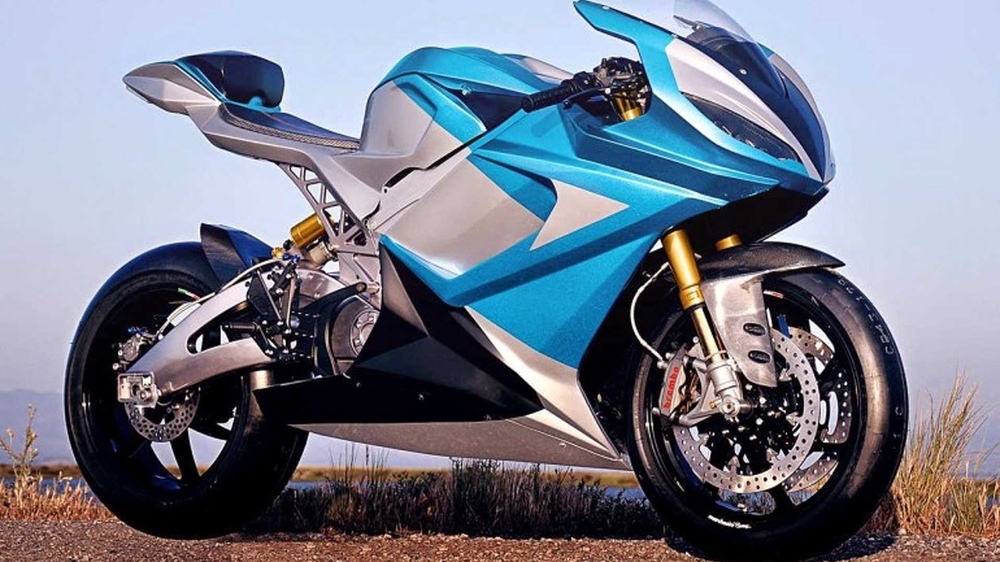 Топ 10 спортбайков: самые быстрые серийные и мощные мотоциклы в мире