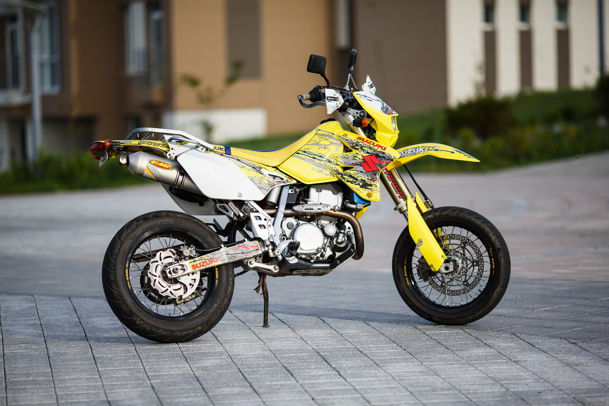 Тест-драйв мотоцикла Honda XR400 Motard