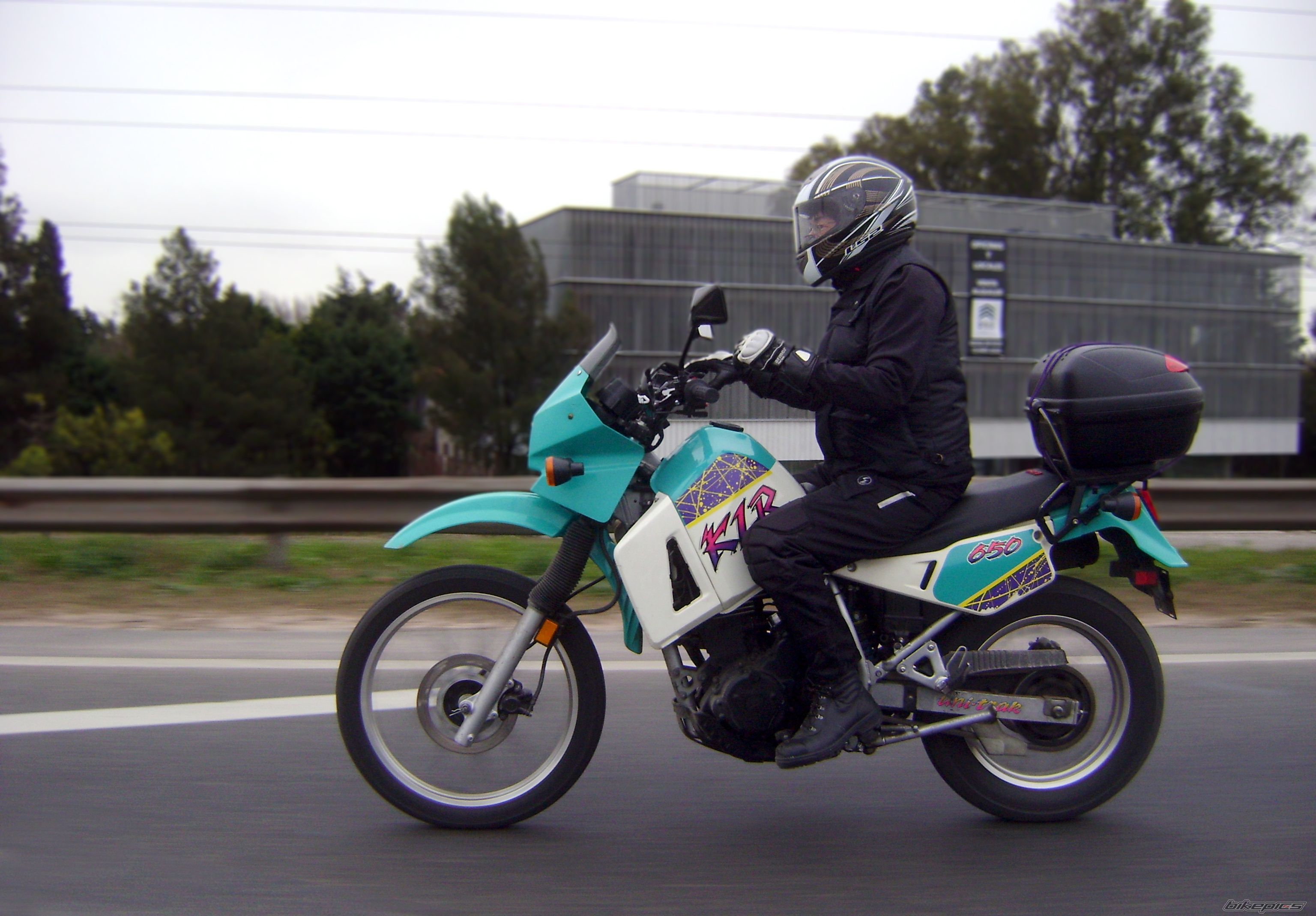 Тест-драйв мотоцикла Kawasaki KLR650