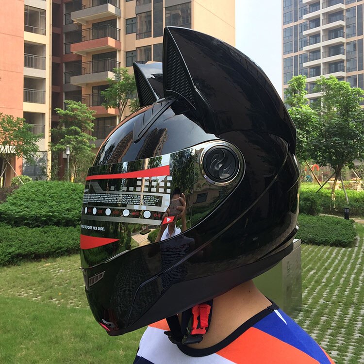 Самые дорогие мотоциклетные шлемы в мире