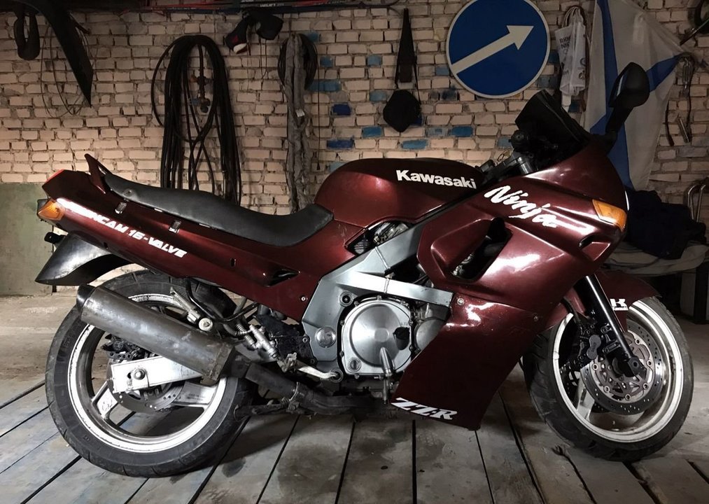 Обзор мотоцикла kawasaki zrx 400 (zr 400)