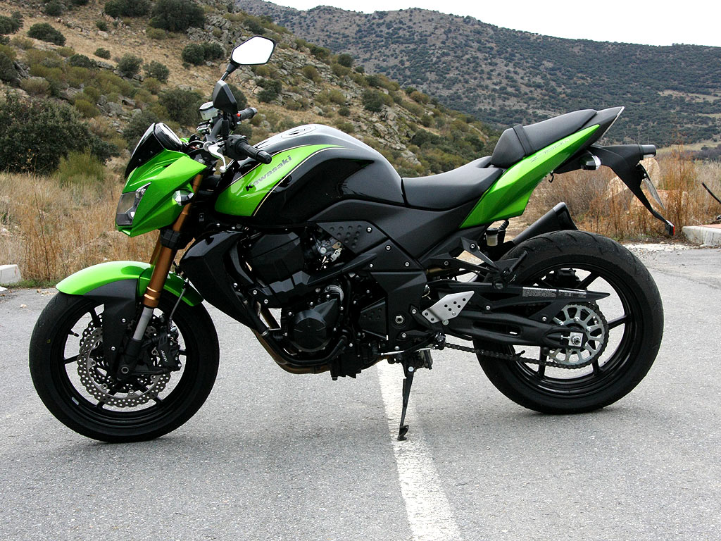 Кавасаки z750