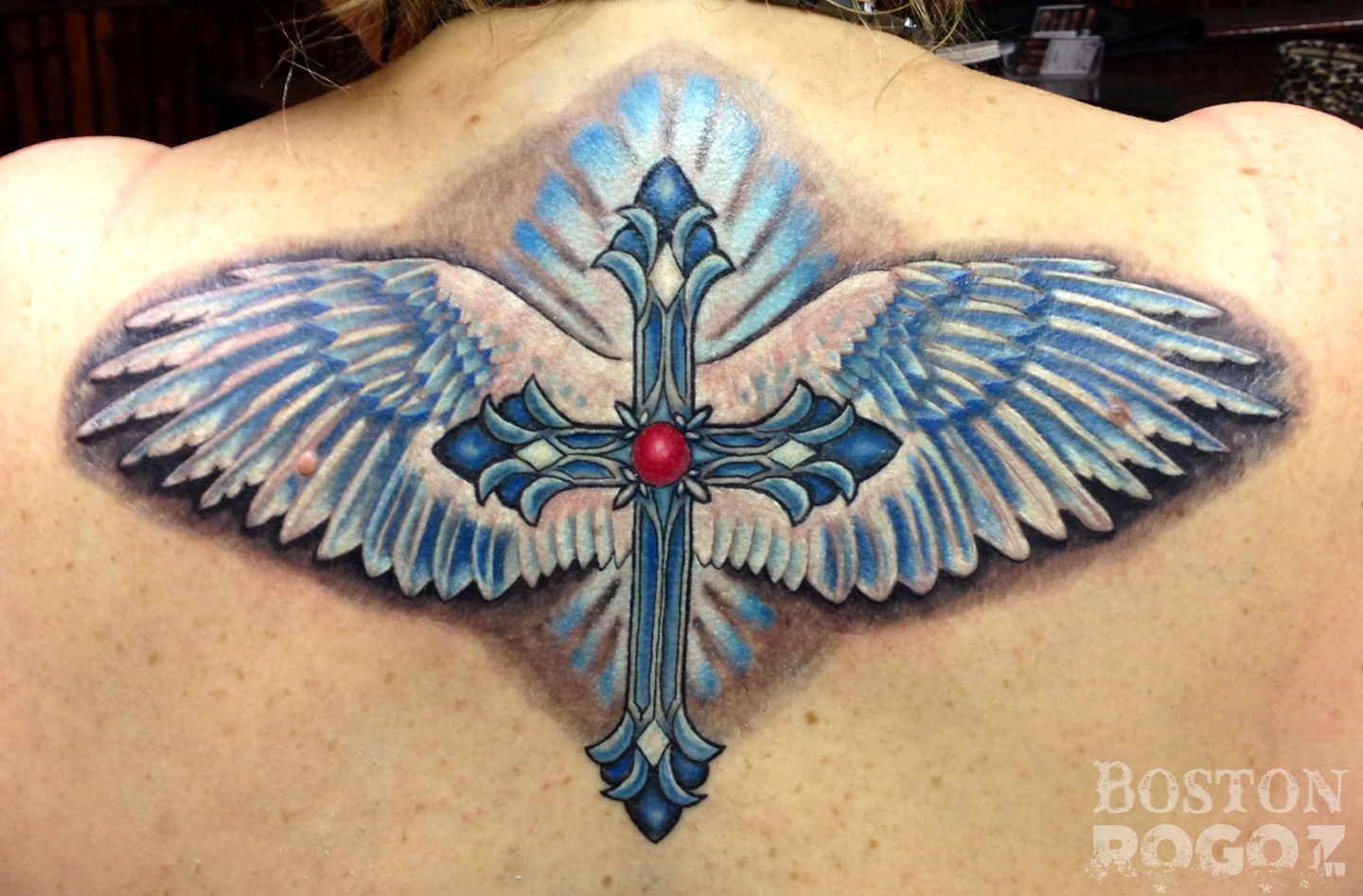 О крыльях свободы и таинстве мальтийского креста. Татуировки байкеров.