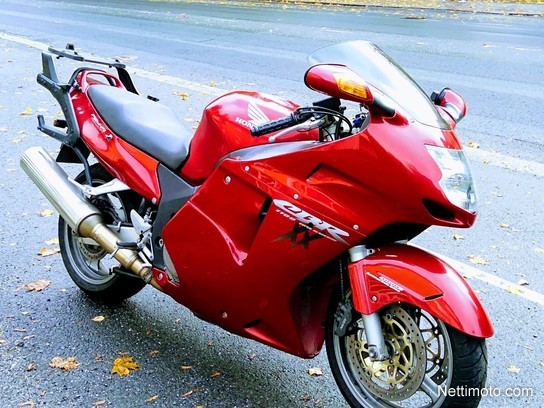 Мотоцикл honda cbr 1100 xx super blackbird 2001 — освещаем все нюансы