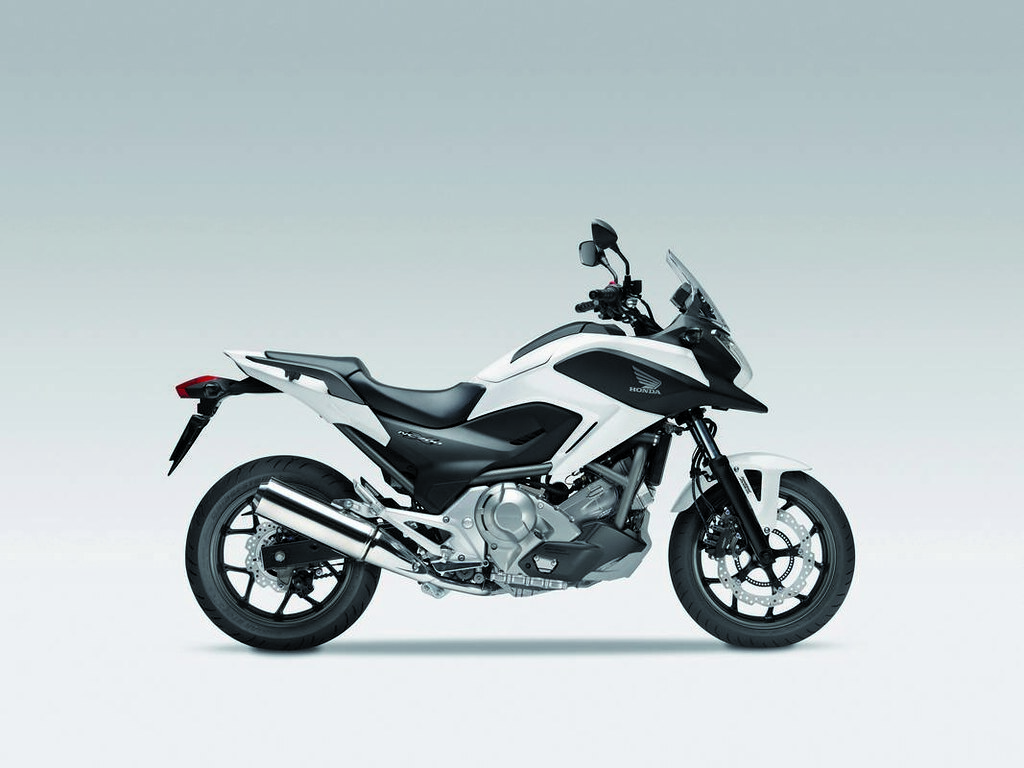 Экспресс-тест: honda integra 700 c-abs – мотоцикл в обличье максискутера