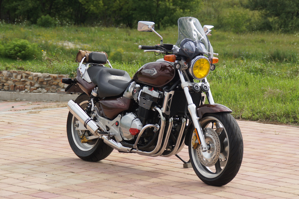 Обзор мотоцикла honda x4 (x4 ld, cb1300dc) — bikeswiki - энциклопедия японских мотоциклов