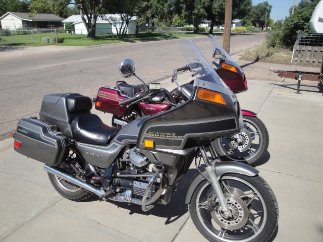 Обзор мотоцикла honda gl650 silver wing