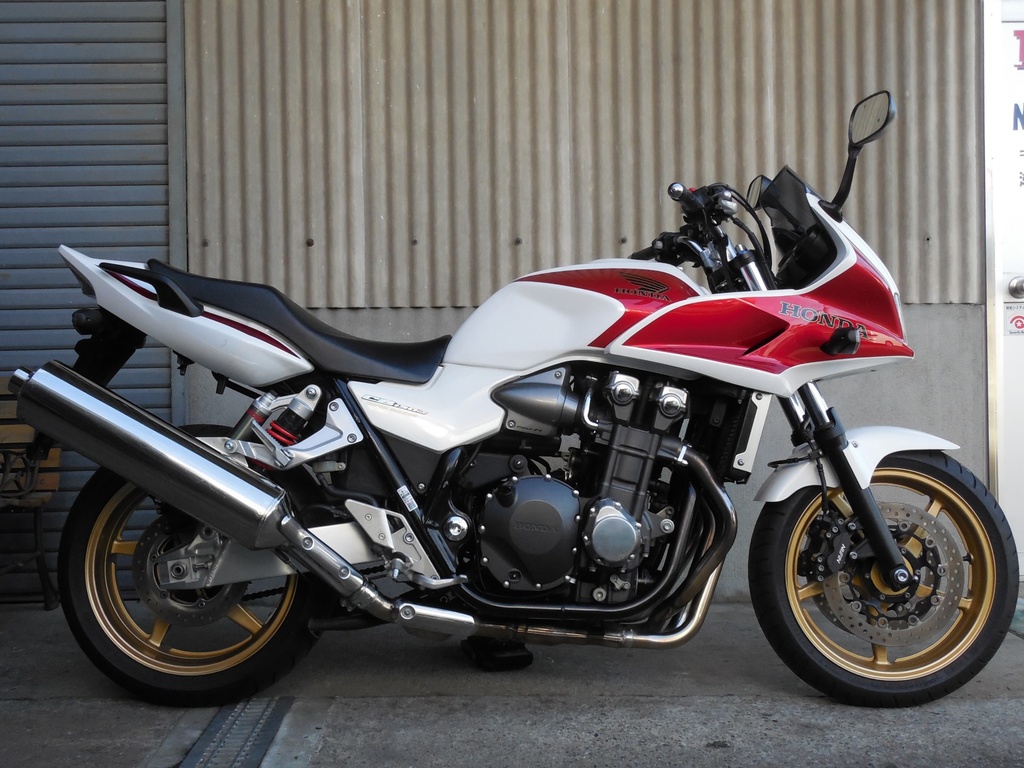 Обзор мотоцикла honda cb 1000 (cb1000sf, big one) — bikeswiki - энциклопедия японских мотоциклов