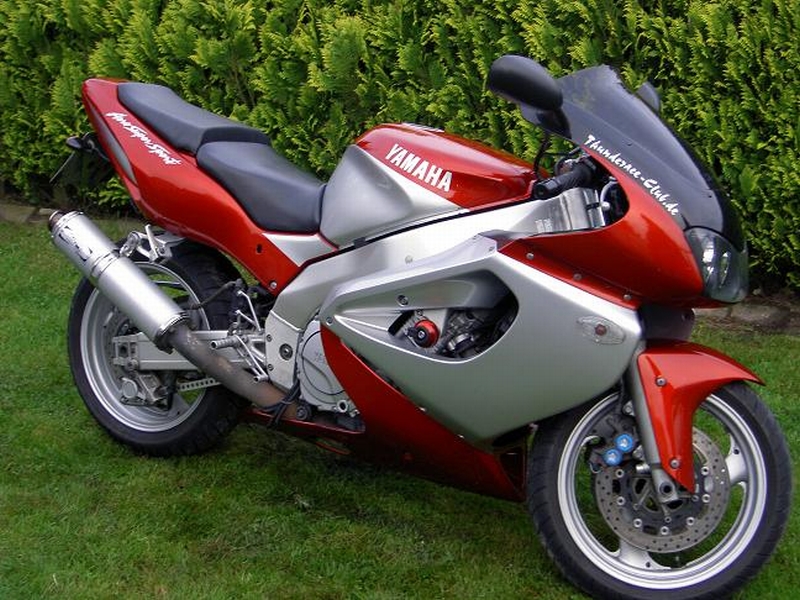Тест-драйв мотоцикла Yamaha YZF1000R Thunderace