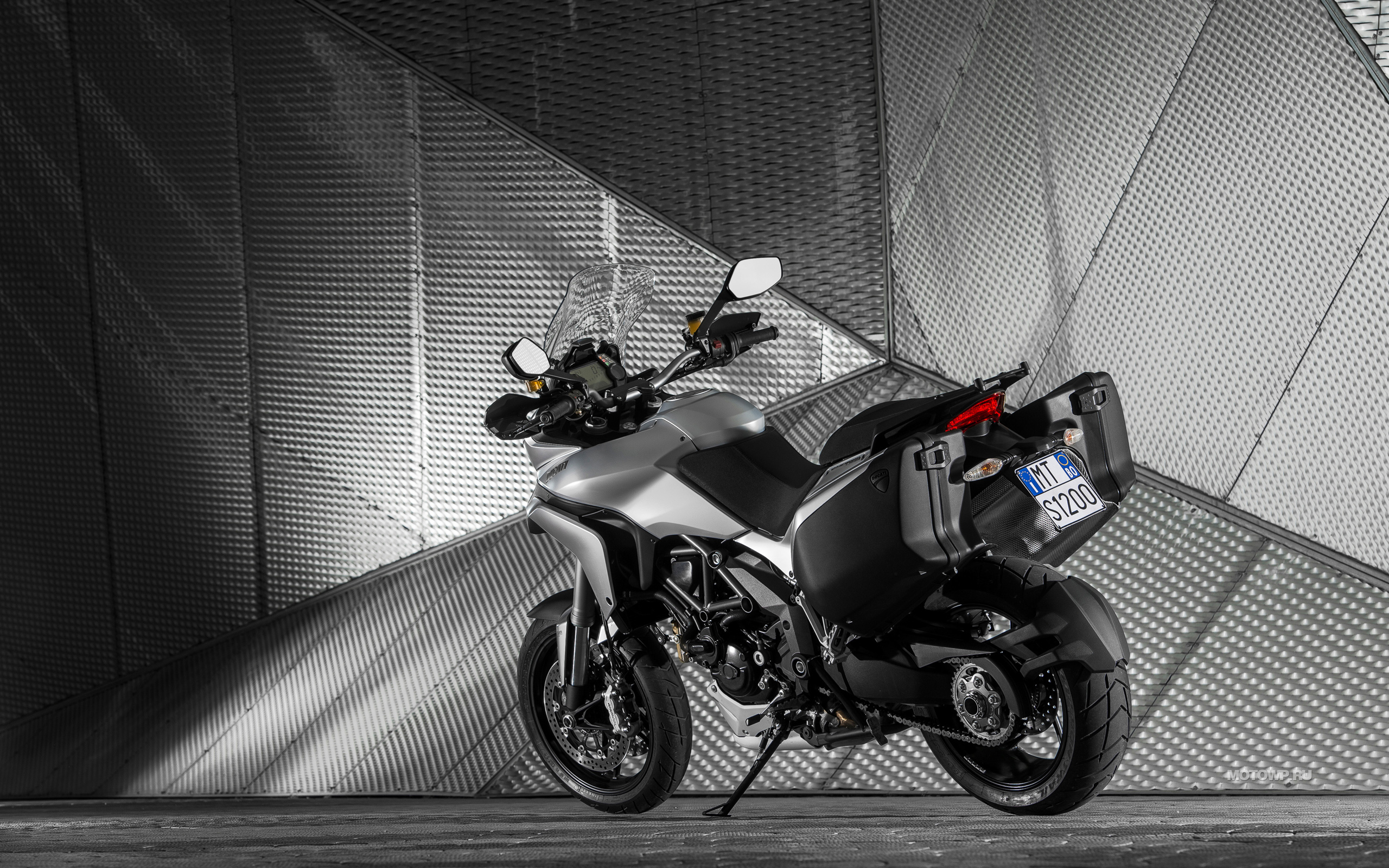 Ducati Multistrada 1200 — обзор мотоцикла готового ко всем режимам эксплуатации
