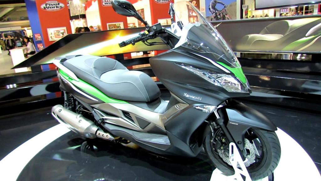 Мотоцикл kawasaki z300 - байк с удобной посадкой и хорошей управляемостью
