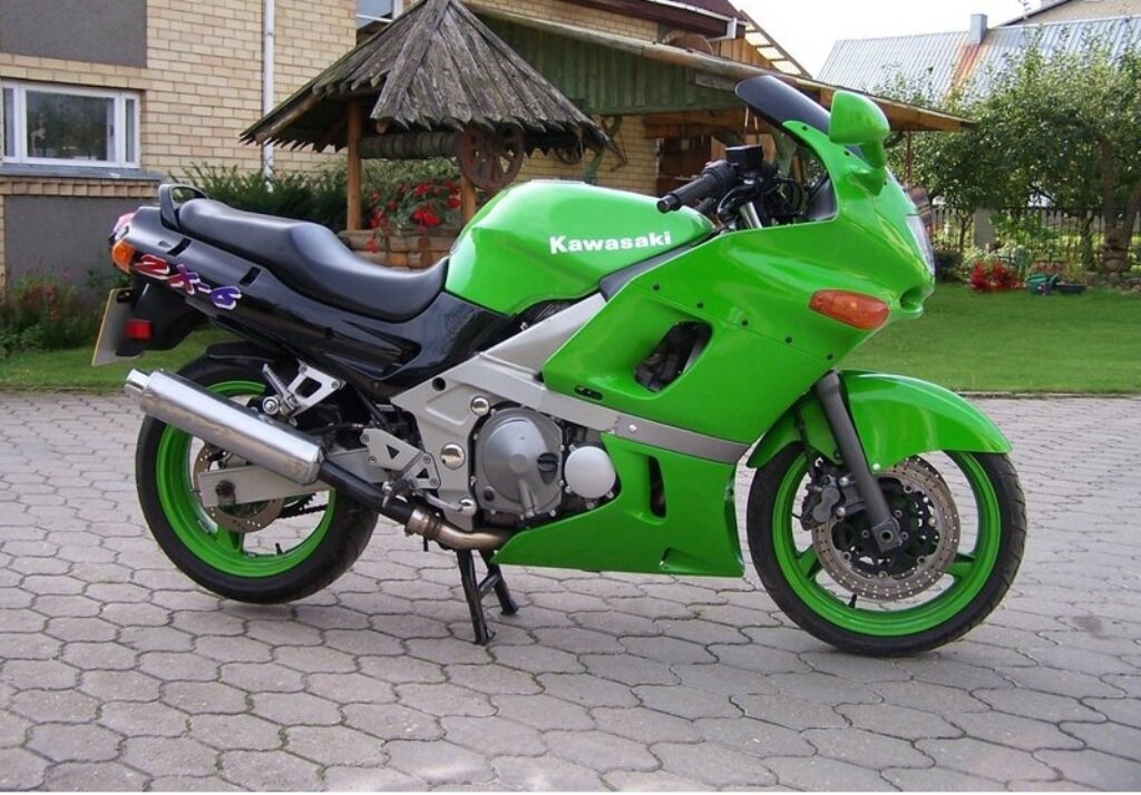 Мотоцикл kawasaki zzr 400 1996: рассматриваем по полочкам