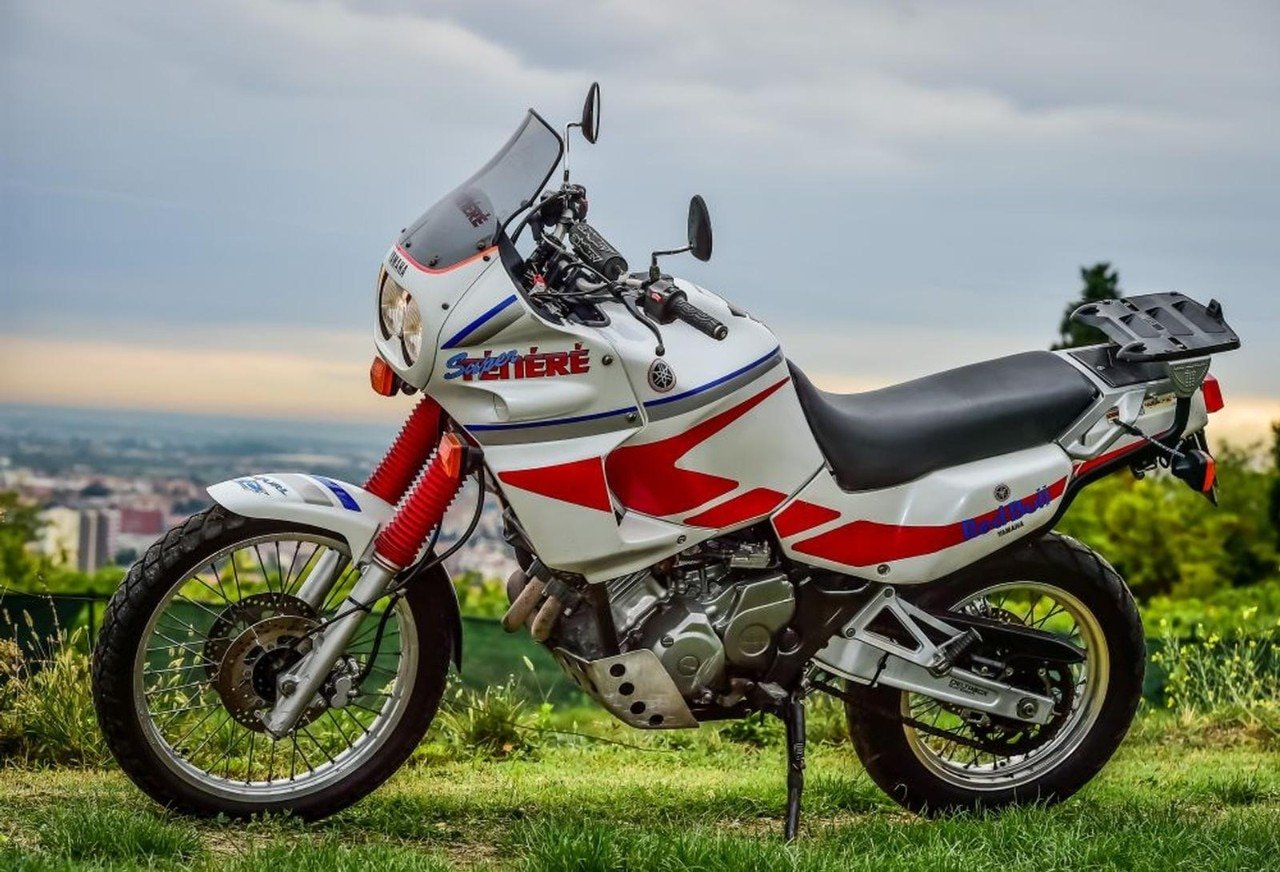 Тест-драйв мотоцикла Honda XRV 750 Africa Twin