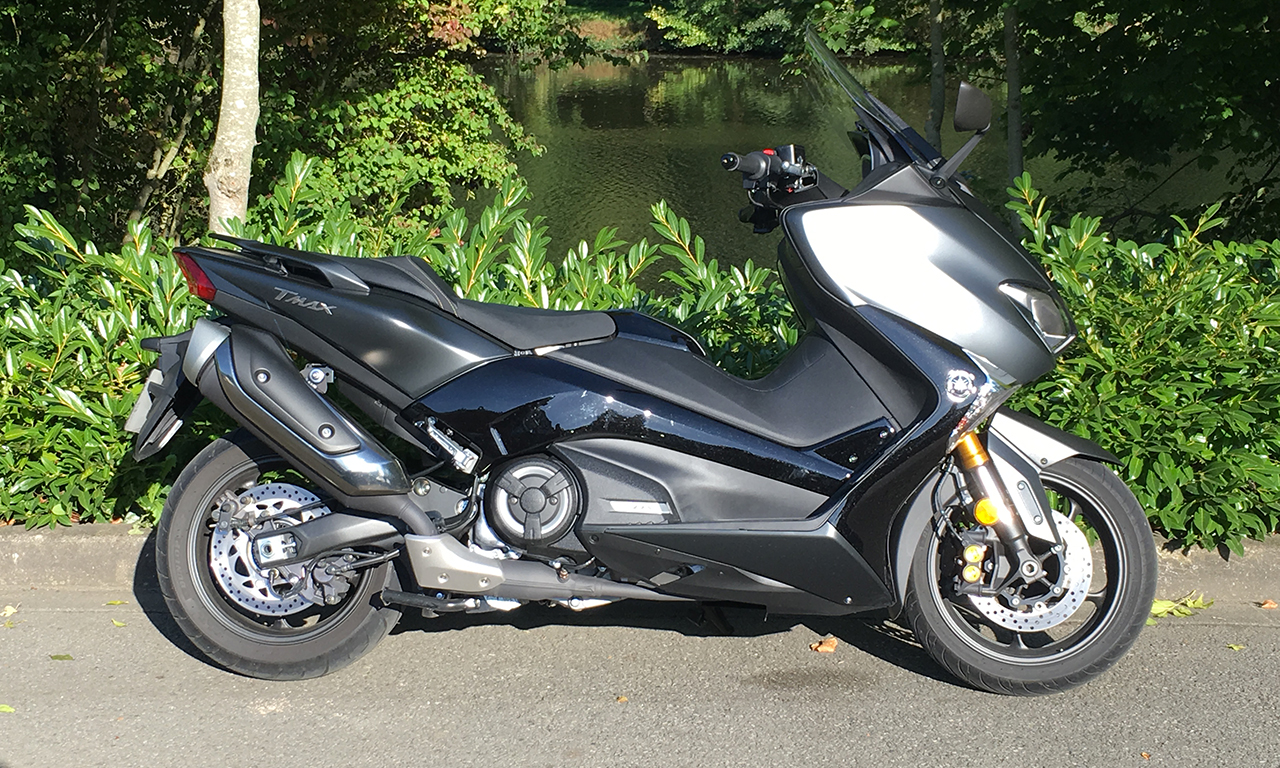 Модернизированный максискутер Yamaha TMAX 530 готов к выходу на рынок