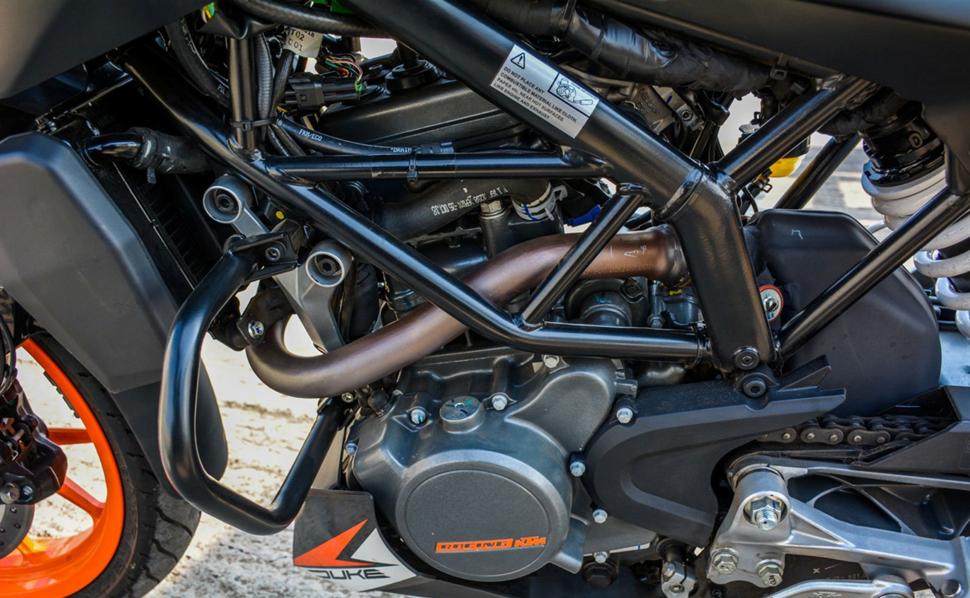 Обзор мотоцикла KTM 125 Duke