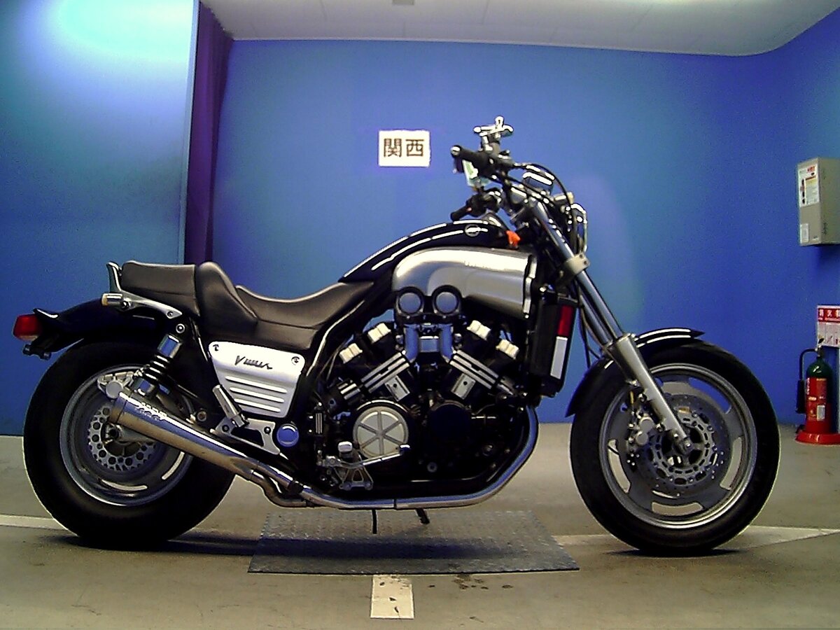 Yamaha V Мах (Ямаха В Макс) — обзор культового мотоцикла