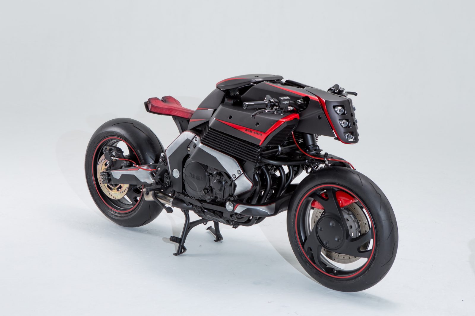 Мотоцикл Yamaha GTS 1000: обзор