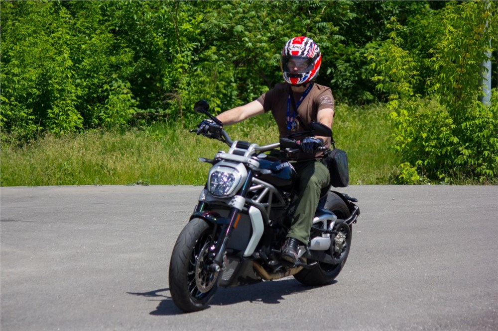 Тест-драйв мотоцикла Honda CB750